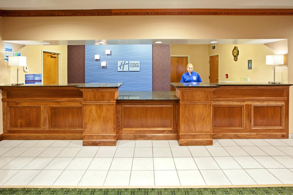 Holiday Inn Express Hotel & Suites Harrison Exteriör bild